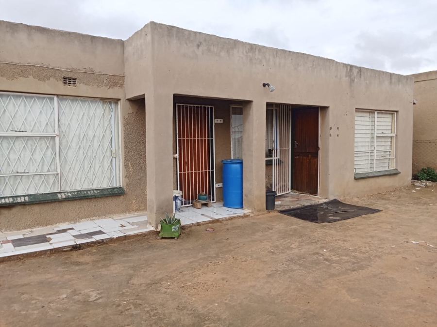 3 Bedroom Property for Sale in Zamdela Free State